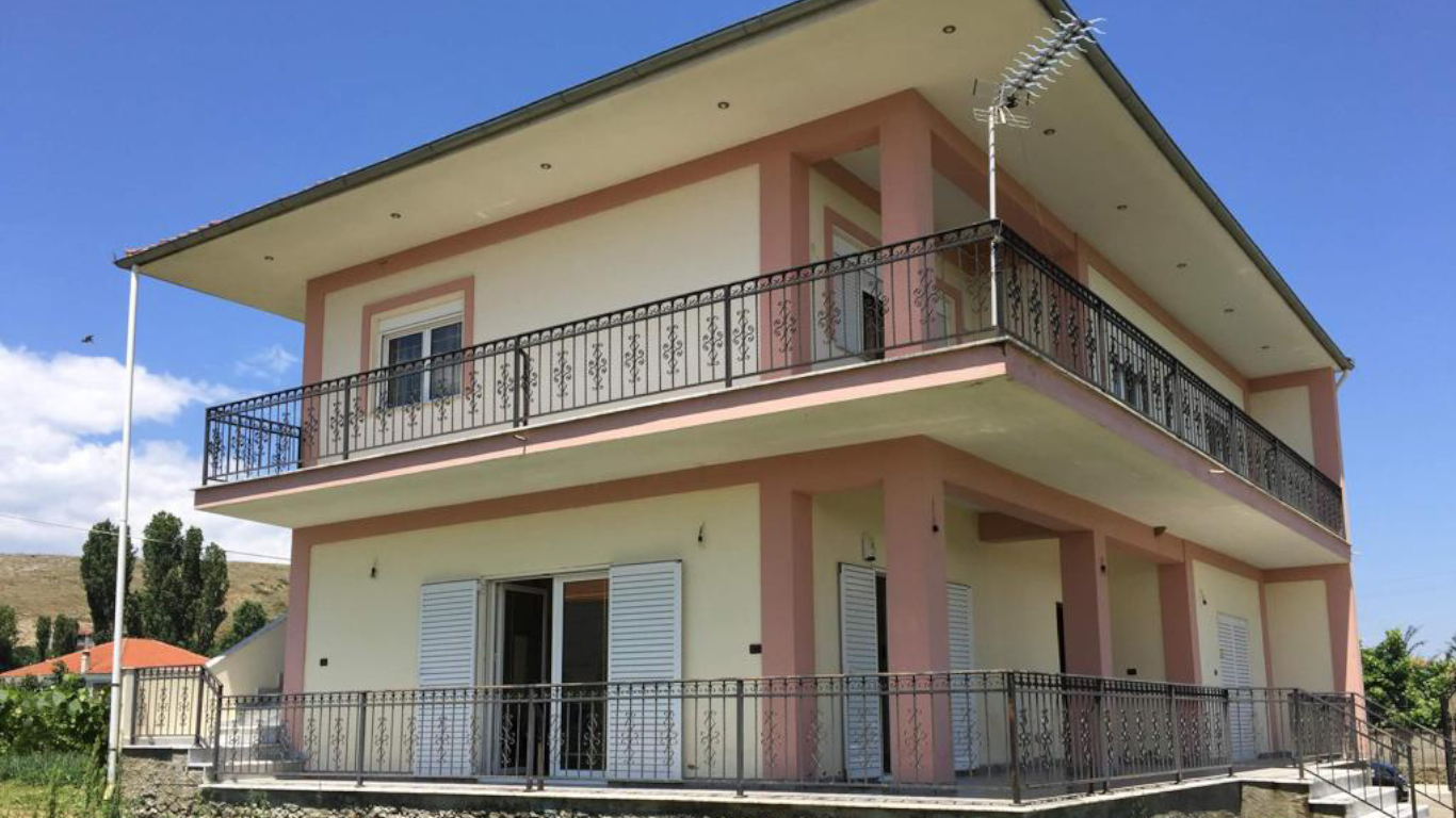 Villa for sale, KorçaTirana axis, Biranj FALCON Real Estate Agency